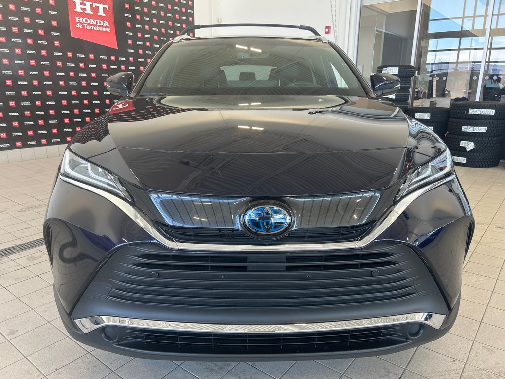 Toyota Venza Hybrid XLE 2021-2