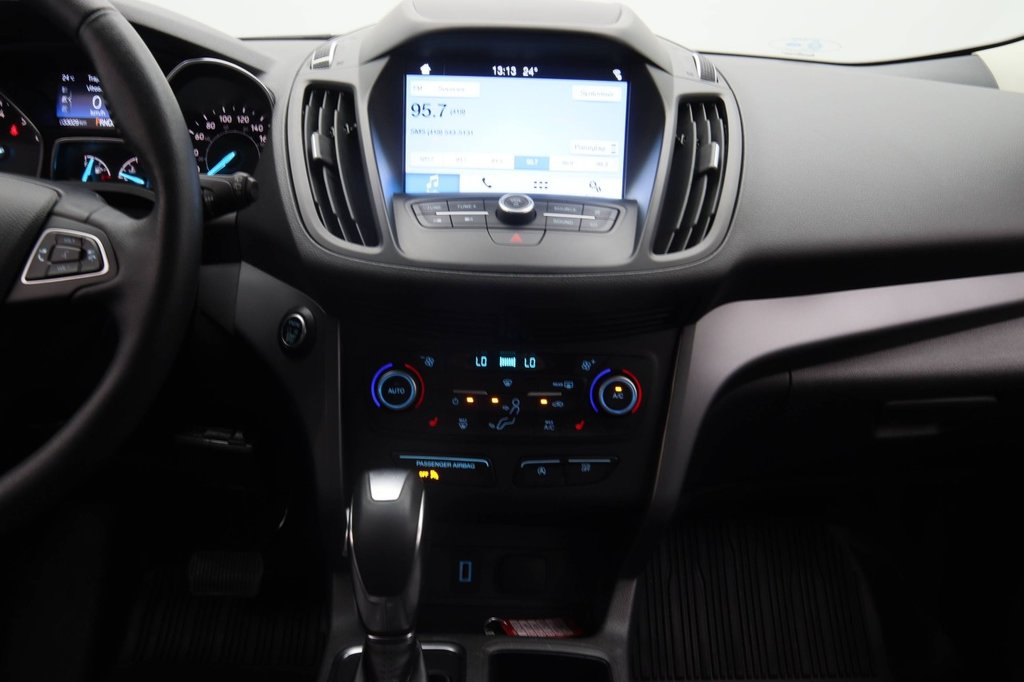 2019 Ford Escape in Sept-Îles, Quebec - 14 - w1024h768px