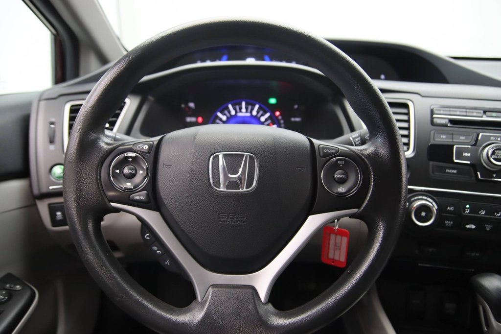 2015 Honda Civic in Sept-Îles, Quebec - 12 - w1024h768px