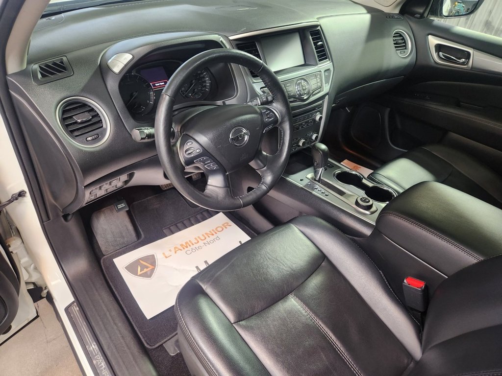 2019 Nissan Pathfinder in Sept-Îles, Quebec - 19 - w1024h768px