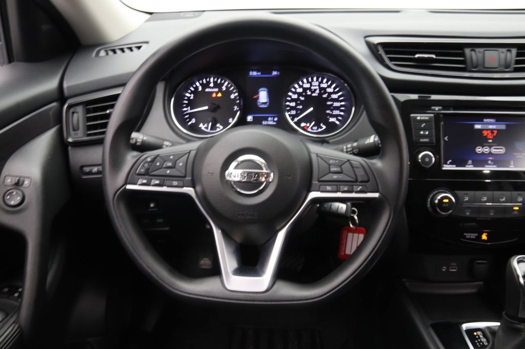 2019 Nissan Rogue in Sept-Îles, Quebec - 8 - w1024h768px