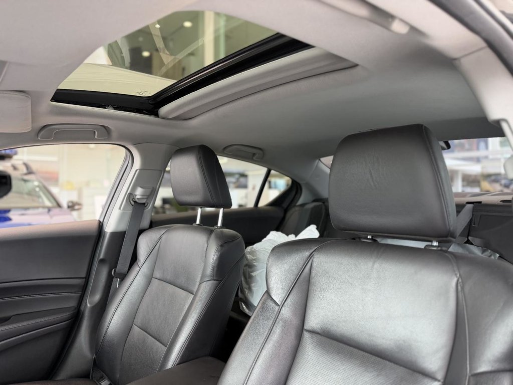 Acura ILX Premium | 8 PNEUS | BAS KM | DÉMARREUR | TOIT | CUIR | CAMÉRA +++ 2017 à Laval, Québec - 19 - w1024h768px