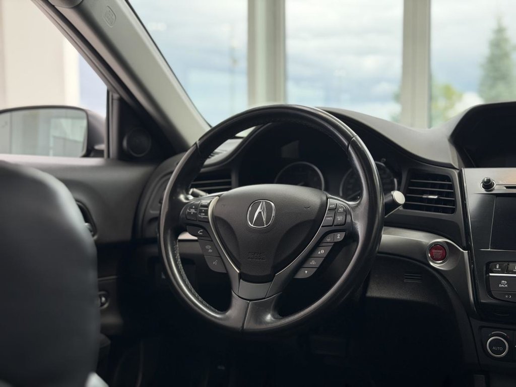 Acura ILX Premium | 8 PNEUS | BAS KM | DÉMARREUR | TOIT | CUIR | CAMÉRA +++ 2017 à Laval, Québec - 11 - w1024h768px