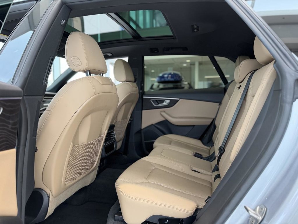 2022 Audi Q8 Progressiv 55 S LINE | QUATTRO | TOIT PANO | CUIR | NAV | CARPLAY | CAMÉRA 360 +++ in Laval, Quebec - 9 - w1024h768px