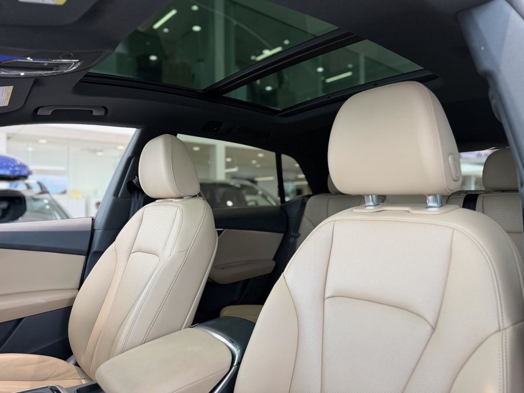 2022 Audi Q8 Progressiv 55 S LINE | QUATTRO | TOIT PANO | CUIR | NAV | CARPLAY | CAMÉRA 360 +++ in Laval, Quebec - 17 - w1024h768px