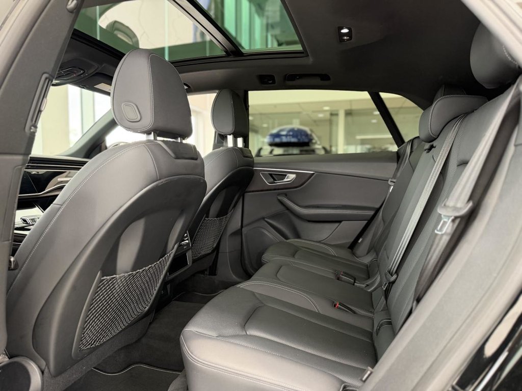 Audi Q8 Progressiv 55 S LINE | QUATTRO | TOIT PANO | CUIR | NAV | CARPLAY | CAMÉRA 360 +++ 2023 à Laval, Québec - 10 - w1024h768px