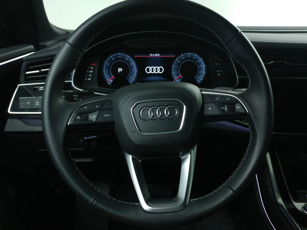 2025 Audi Q8 PROGRESSIV BLACK PACK TOIT|TRAILER HITCH|22PO in Laval, Quebec - 17 - w1024h768px