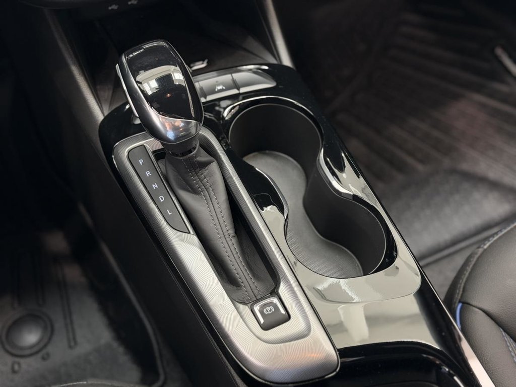 Buick Envista Sport Touring | DÉMARREUR | CUIR | CARPLAY | CAMÉRA +++ 2025 à Laval, Québec - 16 - w1024h768px