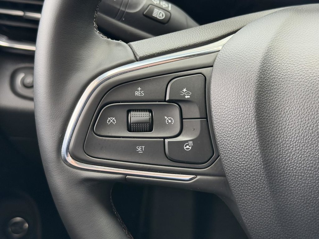 Buick Envista Sport Touring | DÉMARREUR | CUIR | CARPLAY | CAMÉRA +++ 2025 à Laval, Québec - 14 - w1024h768px
