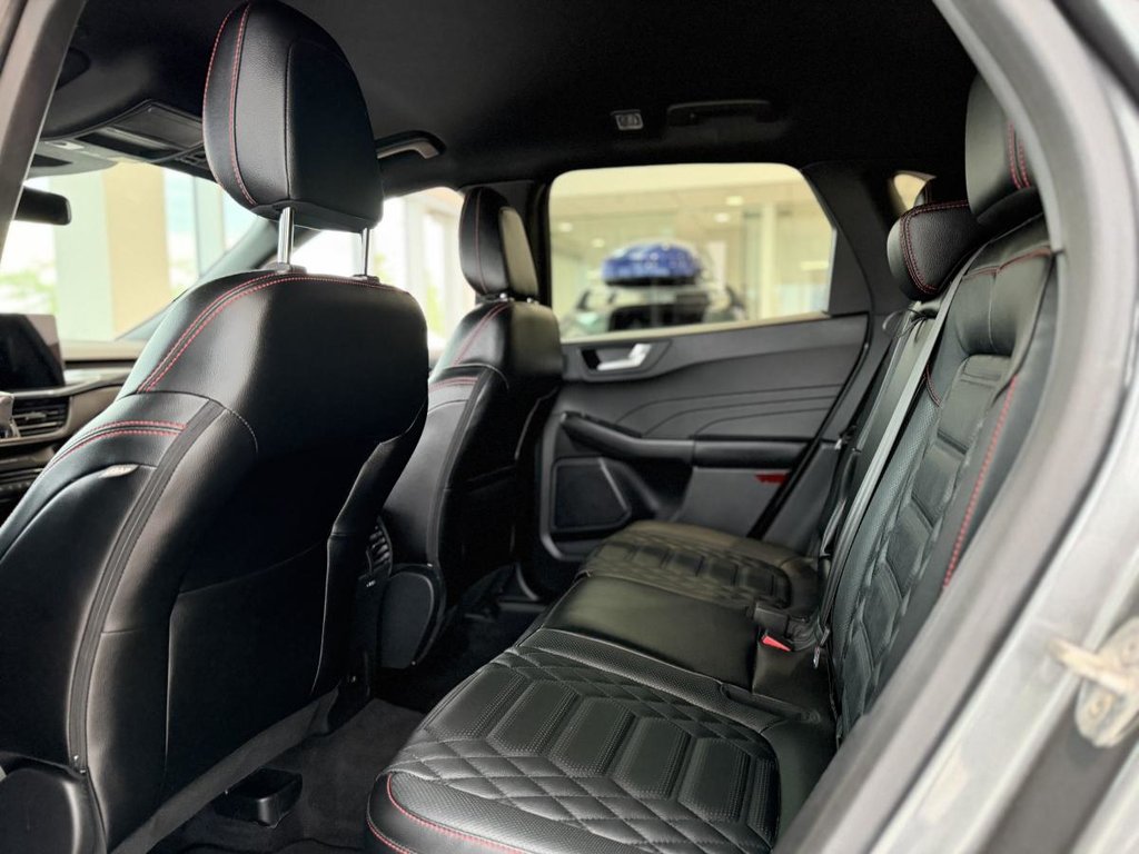 2024 Ford Escape ST-Line Elite AWD | DÉMARREUR | CUIR | NAV | CARPLAY | CAMÉRA 360 +++ in Laval, Quebec - 10 - w1024h768px