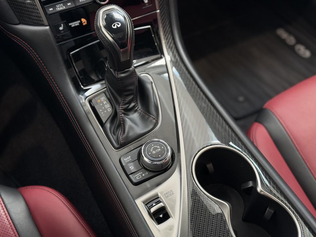 2020 Infiniti Q60 Red Sport I-LINE AWD | CUIR | NAV | TOIT | DÉMARREUR | CAMÉRA 360 | BOSE | CARPLAY +++ in Laval, Quebec - 15 - w1024h768px
