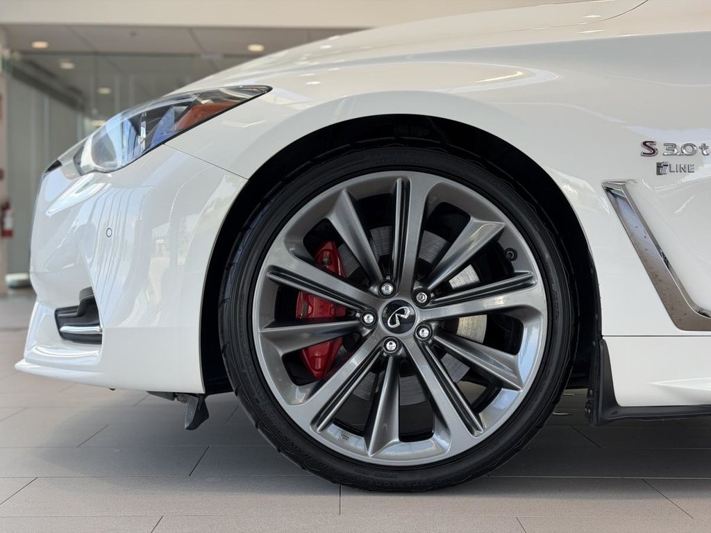 2020 Infiniti Q60 Red Sport I-LINE AWD | CUIR | NAV | TOIT | DÉMARREUR | CAMÉRA 360 | BOSE | CARPLAY +++ in Laval, Quebec - 5 - w1024h768px