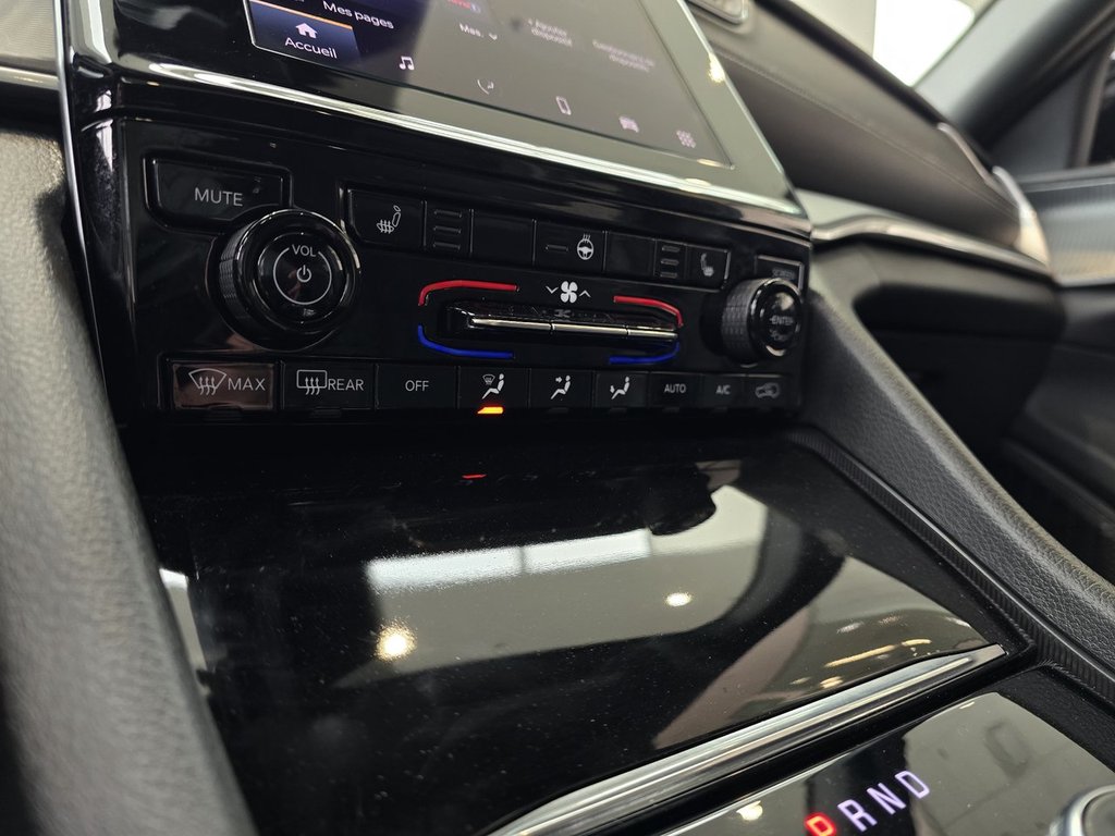 Jeep Grand Cherokee L Altitude ENSEMBLE ECLAIRE 23B | TOIT | JANTES 20P +++ 2025 à Laval, Québec - 19 - w1024h768px