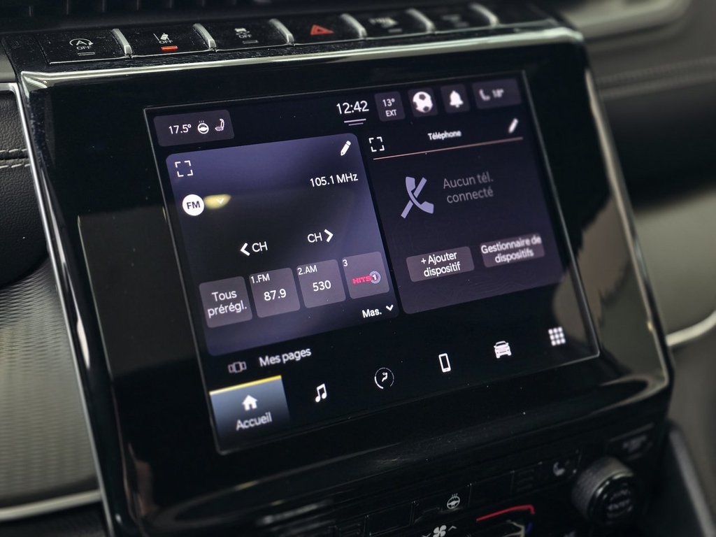 Jeep Grand Cherokee L Altitude ENSEMBLE ECLAIRE 23B | TOIT | JANTES 20P +++ 2025 à Laval, Québec - 20 - w1024h768px