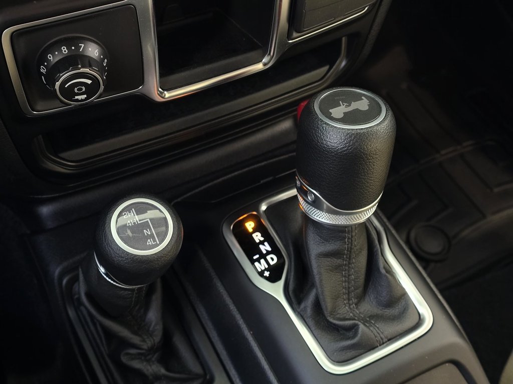 Jeep Wrangler Willy's Sport | BAS KM | 4X4 | CAMÉRA | BLUETOOTH +++ 2021 à Laval, Québec - 21 - w1024h768px