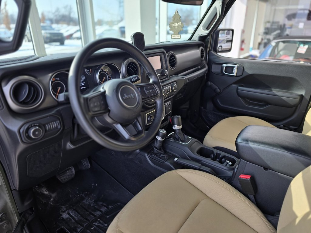 Jeep Wrangler Willy's Sport | BAS KM | 4X4 | CAMÉRA | BLUETOOTH +++ 2021 à Laval, Québec - 15 - w1024h768px
