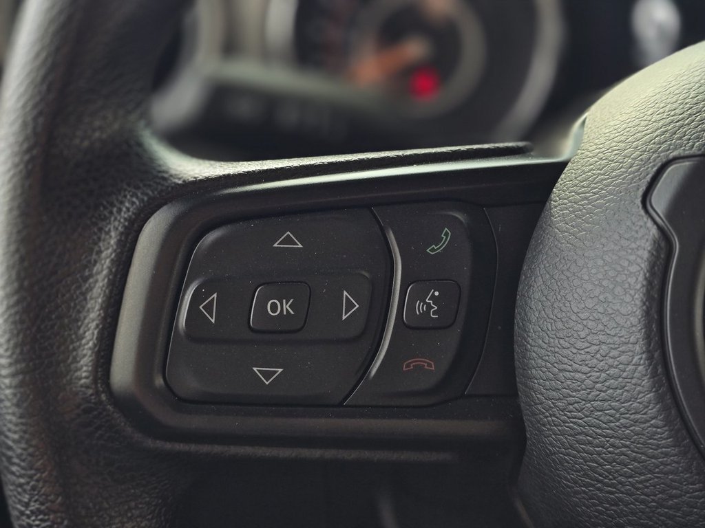 Jeep Wrangler Willy's Sport | BAS KM | 4X4 | CAMÉRA | BLUETOOTH +++ 2021 à Laval, Québec - 19 - w1024h768px