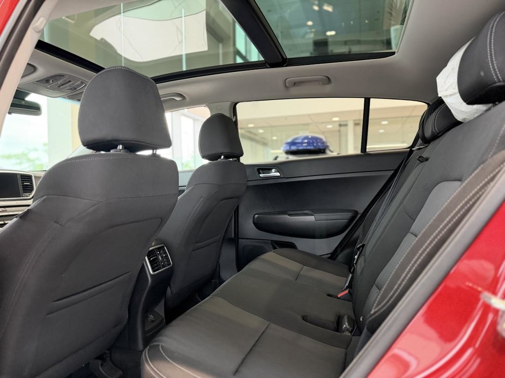 2021 Kia Sportage EX S AWD | DÉMARREUR | TOIT PANO | CARPLAY | CAMÉRA +++ in Laval, Quebec - 10 - w1024h768px
