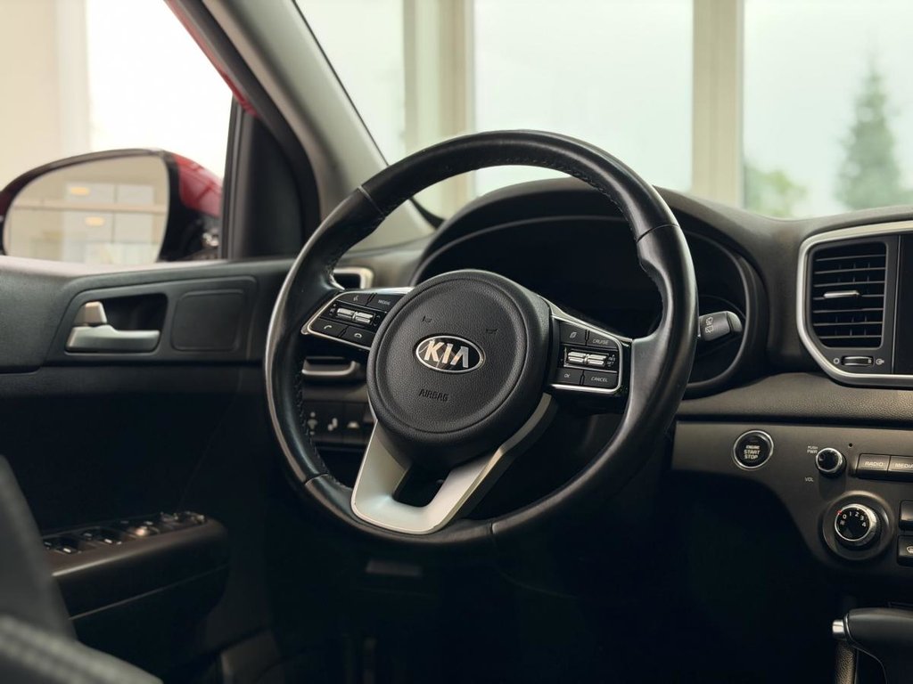 2021 Kia Sportage EX S AWD | DÉMARREUR | TOIT PANO | CARPLAY | CAMÉRA +++ in Laval, Quebec - 12 - w1024h768px