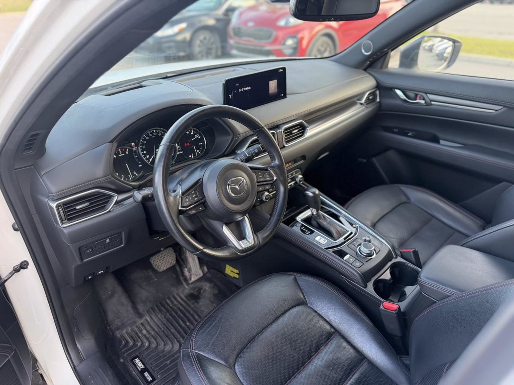 2022 Mazda CX-5 GT AWD | 8 PNEUS | BAS KM | NAV | TOIT | CUIR | CARPLAY | CAMÉRA +++ in Laval, Quebec - 8 - w1024h768px