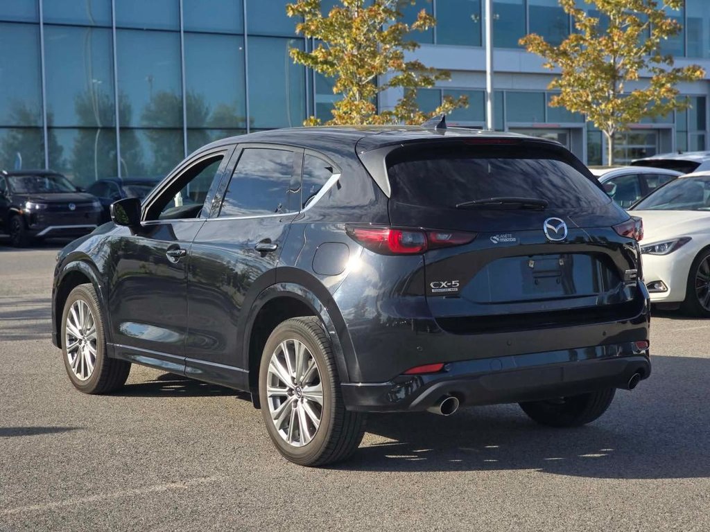 2023 Mazda CX-5 Signature AWD | 8 PNEUS | BAS KM | CUIR | NAV | TOIT | CAMÉRA 360 | BOSE | CARPLAY +++ in Laval, Quebec - 6 - w1024h768px