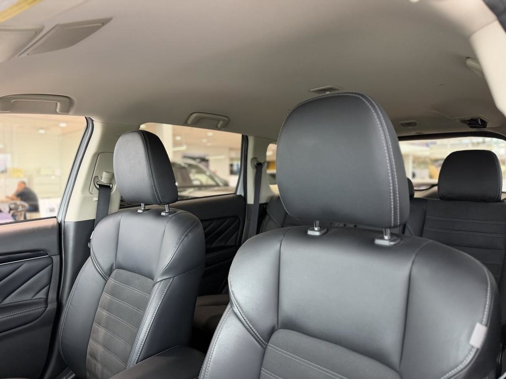 2022 Mitsubishi Outlander PHEV SE S-AWC | CUIR | CARPLAY | CAMÉRA | BLUETOOTH +++ in Laval, Quebec - 20 - w1024h768px