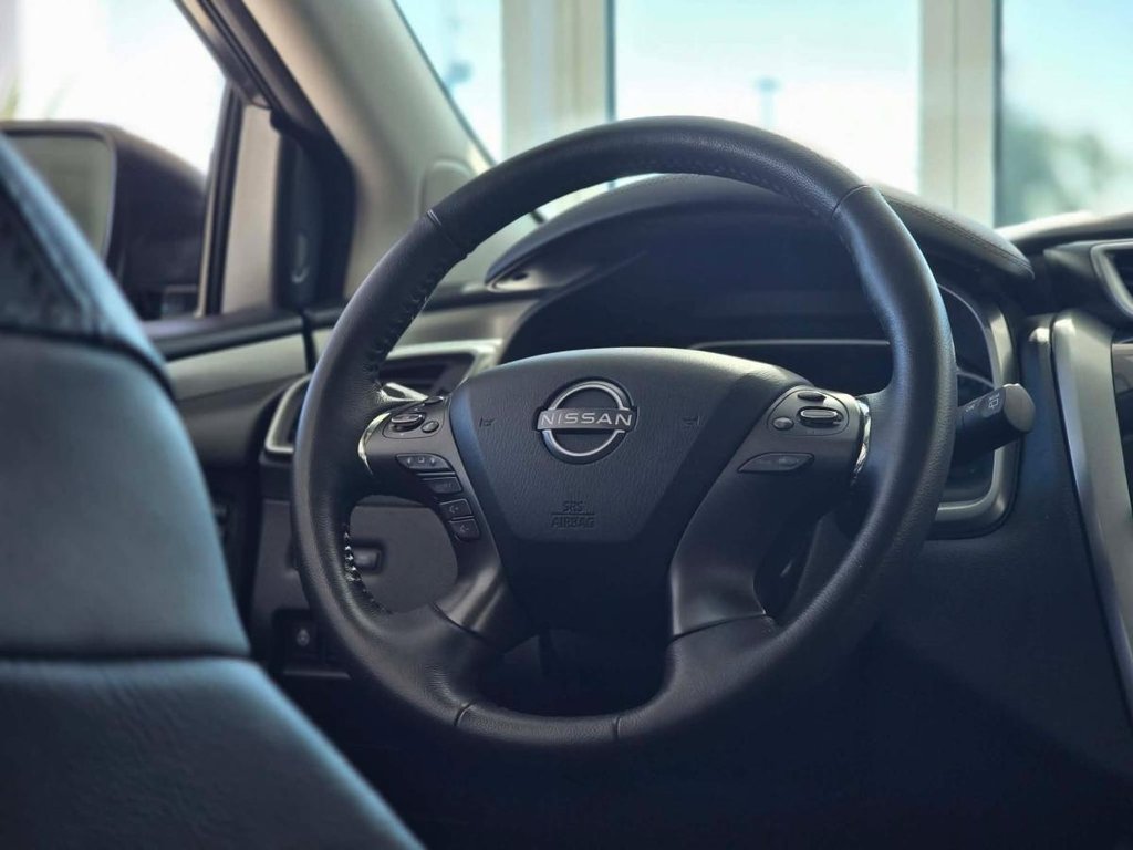 Nissan Murano SL AWD Midnight Edition | BAS KM | DÉMARREUR | CUIR | NAV | TOIT PANO | CAMÉRA 360 | BOSE | CARPLAY 2023 à Laval, Québec - 13 - w1024h768px
