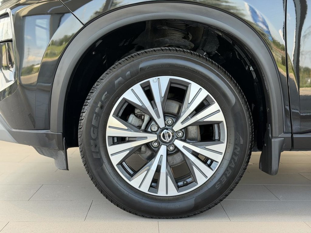 2021 Nissan Rogue SV AWD | 8 ROUES | TOIT PANO | DÉMARREUR | CAMÉRA 360 | CARPLAY +++ in Laval, Quebec - 4 - w1024h768px