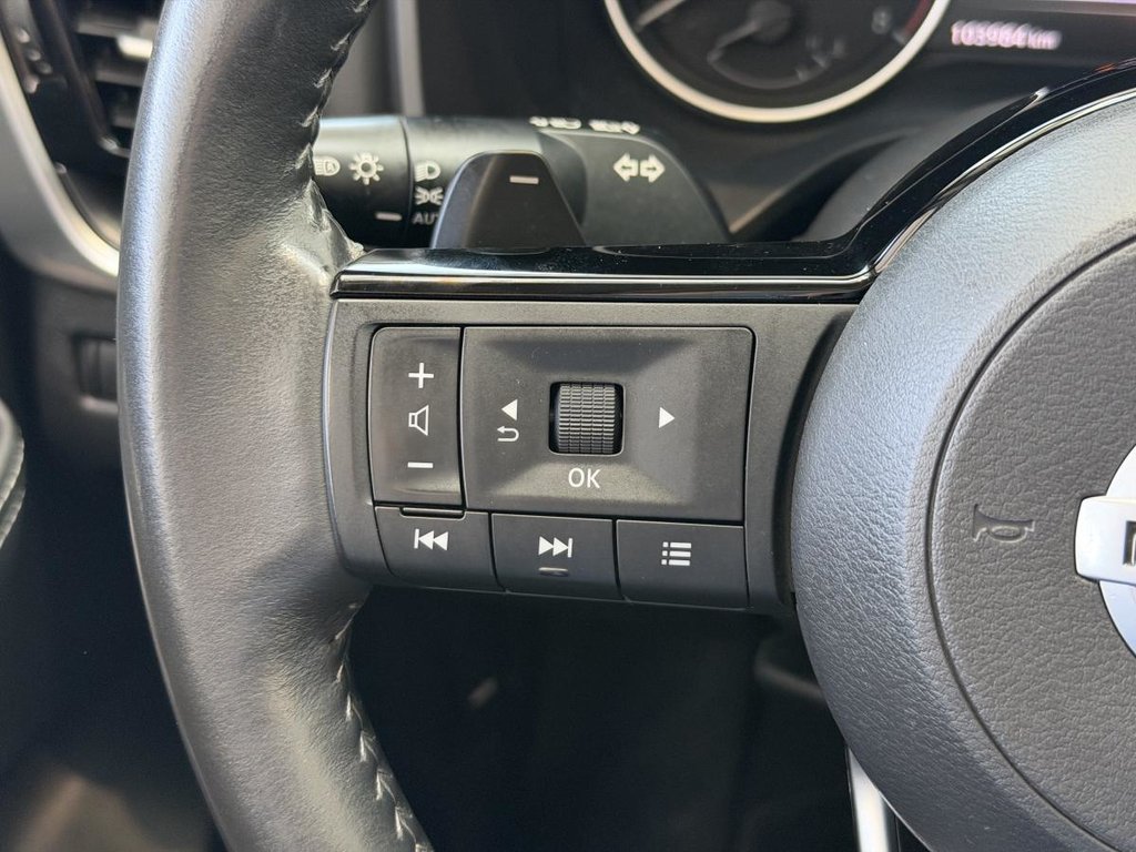 2021 Nissan Rogue SV AWD | 8 ROUES | TOIT PANO | DÉMARREUR | CAMÉRA 360 | CARPLAY +++ in Laval, Quebec - 13 - w1024h768px