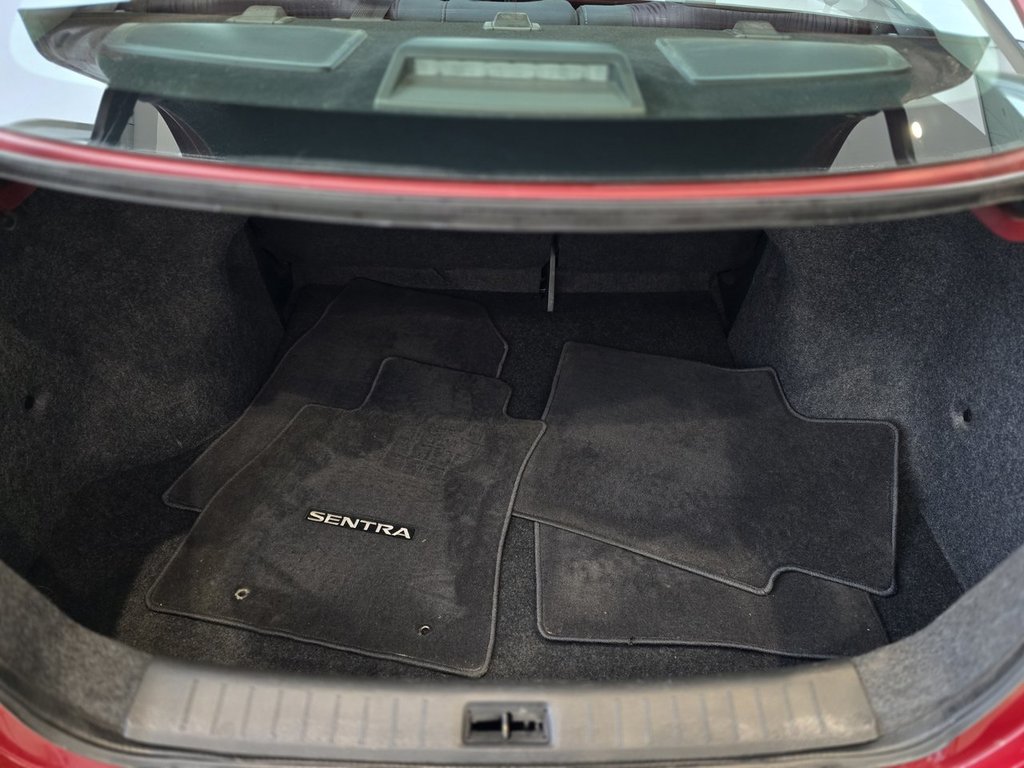 Nissan Sentra SV | BAS KM | CAMÉRA | SIÈGES CHAUFFANTS +++ 2019 à Laval, Québec - 8 - w1024h768px