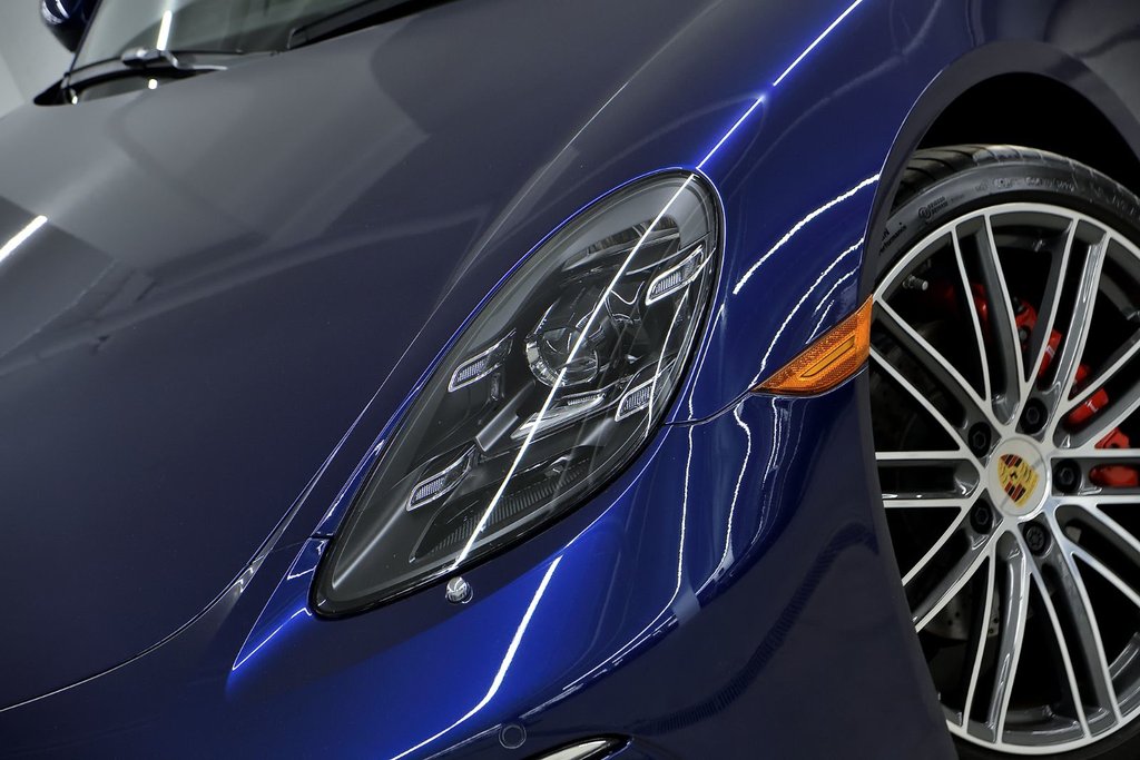 2025 Porsche 718 Cayman S / Premium Package / Sport Chrono / BOSE in Laval, Quebec - 7 - w1024h768px