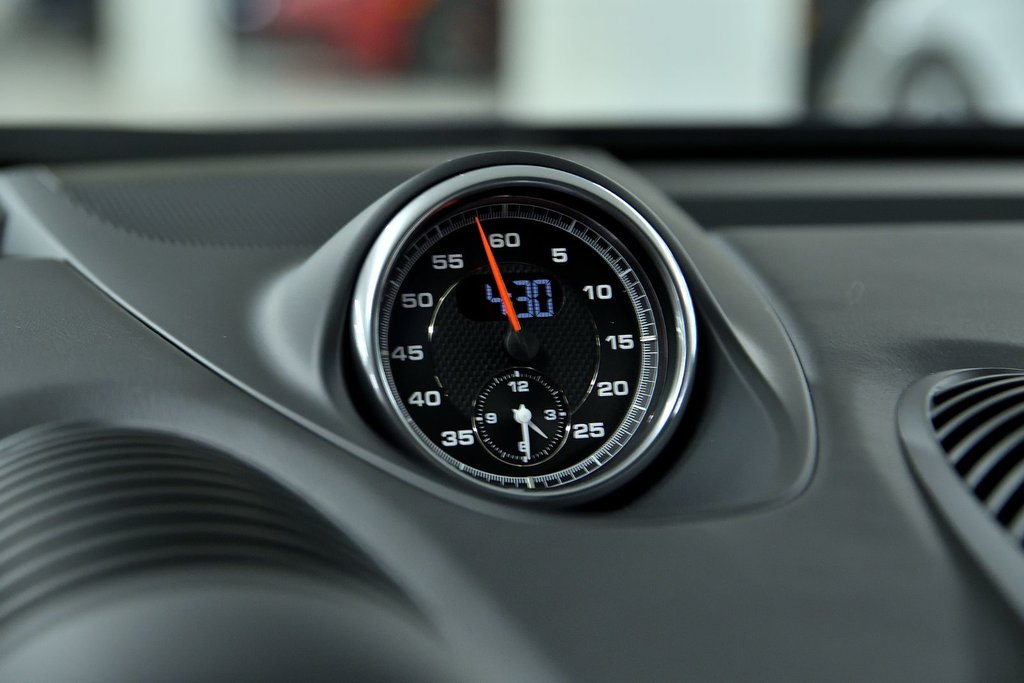 2025 Porsche 718 Cayman S / Premium Package / Sport Chrono / BOSE in Laval, Quebec - 23 - w1024h768px