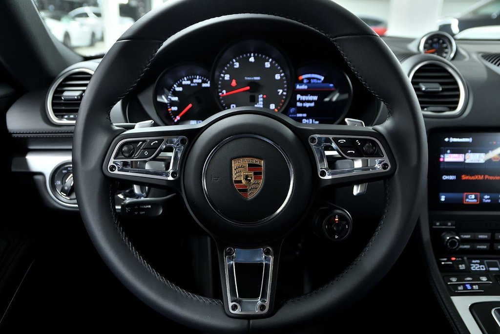 2025 Porsche 718 Cayman S / Premium Package / Sport Chrono / BOSE in Laval, Quebec - 19 - w1024h768px