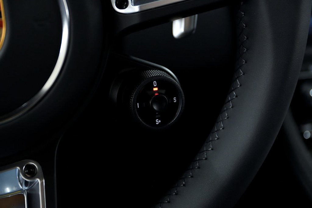 2025 Porsche 718 Cayman S / Premium Package / Sport Chrono / BOSE in Laval, Quebec - 22 - w1024h768px