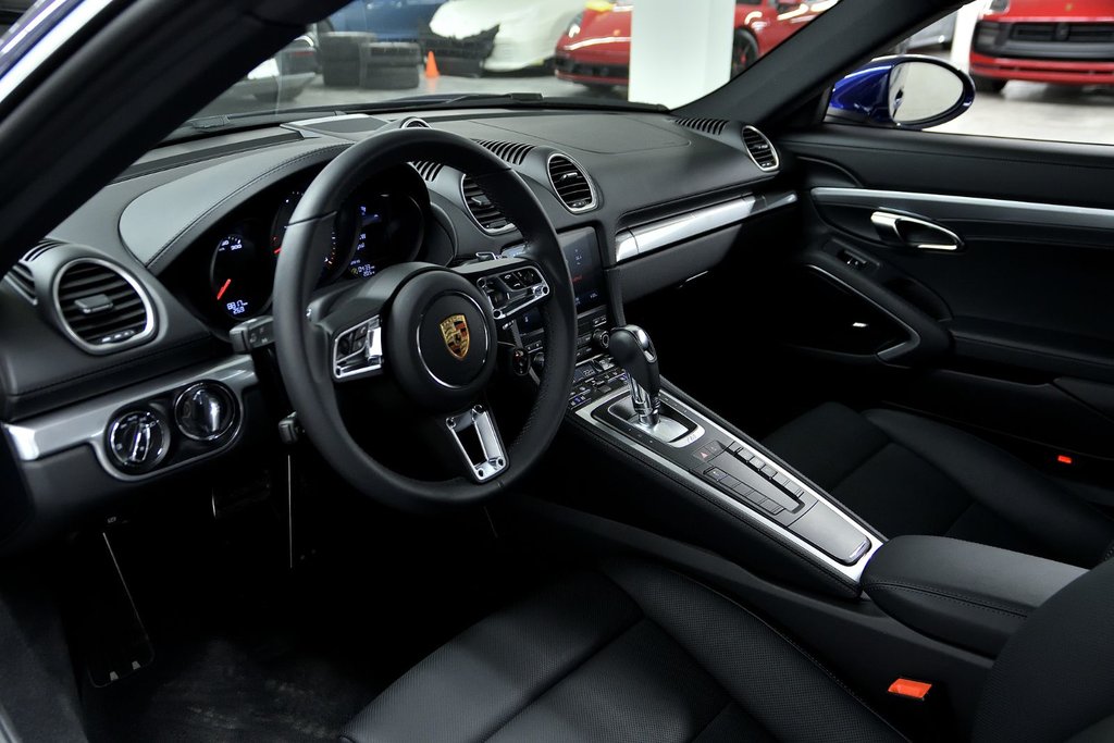 2025 Porsche 718 Cayman S / Premium Package / Sport Chrono / BOSE in Laval, Quebec - 10 - w1024h768px