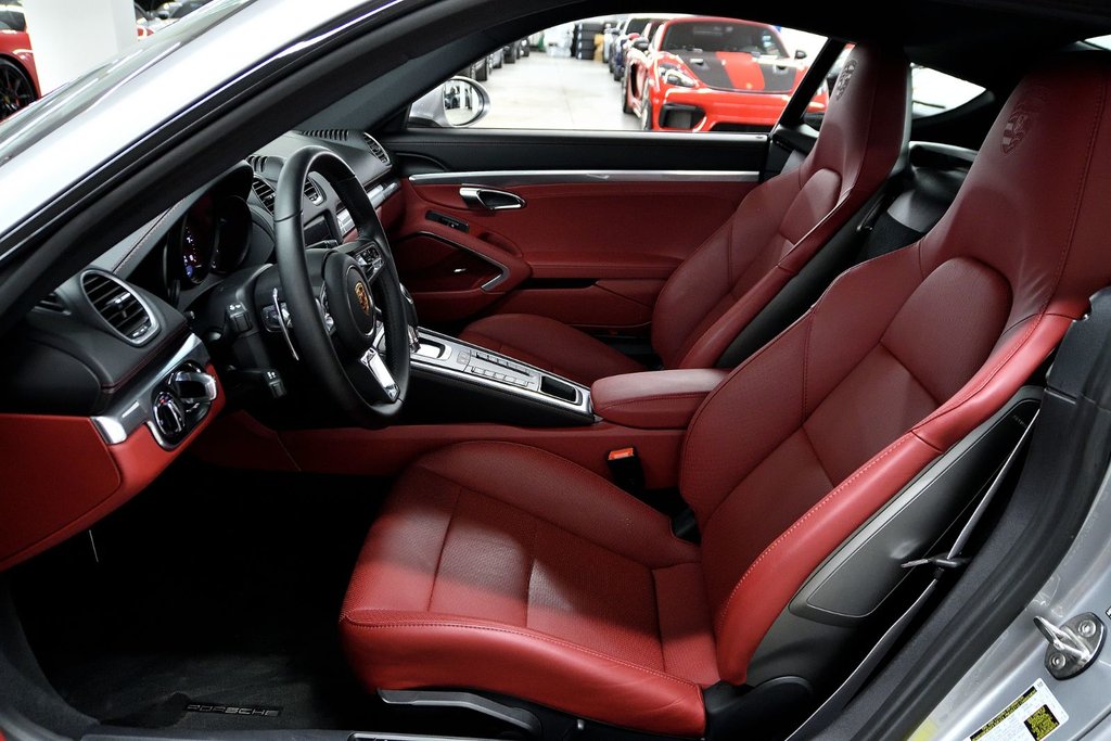 Porsche 718 Cayman Coupe / Sport Exhaust / BOSE / PASM 2025 à Laval, Québec - 13 - w1024h768px