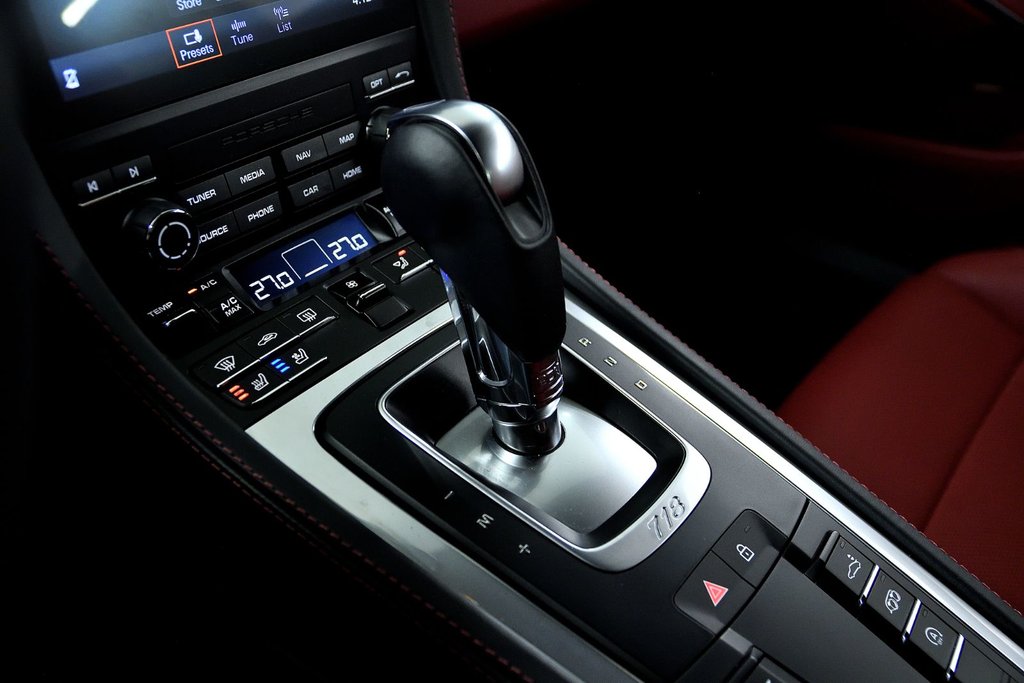 Porsche 718 Cayman Coupe / Sport Exhaust / BOSE / PASM 2025 à Laval, Québec - 29 - w1024h768px