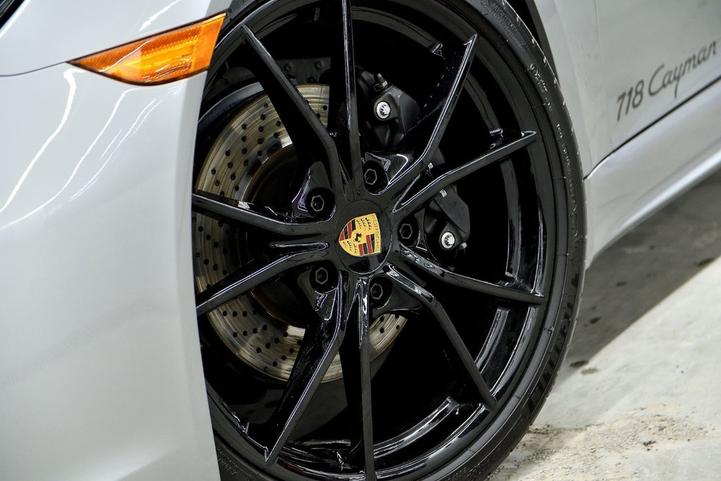 Porsche 718 Cayman Coupe / Sport Exhaust / BOSE / PASM 2025 à Laval, Québec - 9 - w1024h768px