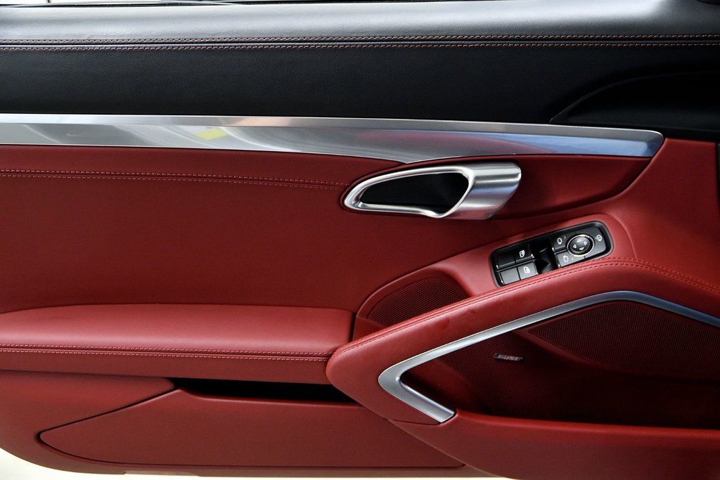 Porsche 718 Cayman Coupe / Sport Exhaust / BOSE / PASM 2025 à Laval, Québec - 30 - w1024h768px