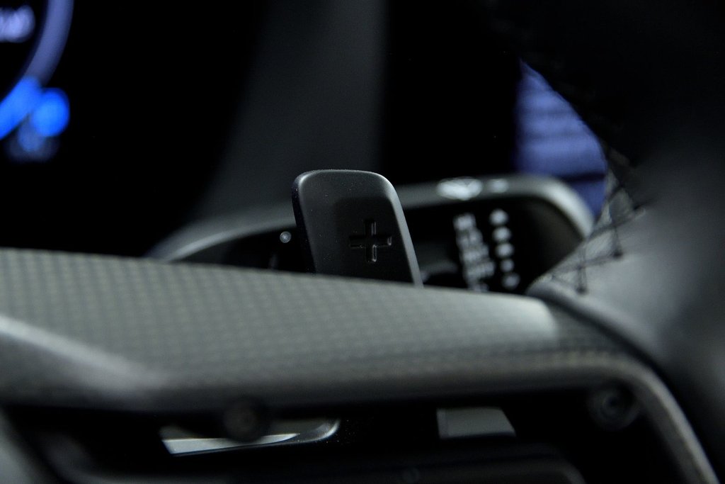 Porsche 911 Carrera 4 GTS Cabriolet / Premium Package / BOSE 2025 à Laval, Québec - 26 - w1024h768px