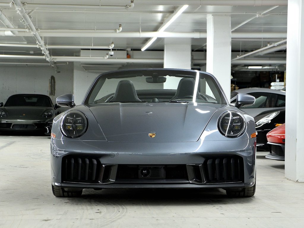 Porsche 911 Carrera 4 GTS Cabriolet / Premium Package / BOSE 2025 à Laval, Québec - 9 - w1024h768px