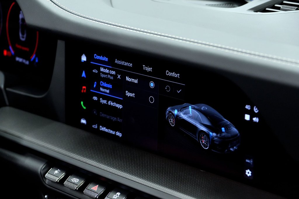 Porsche 911 Carrera 4 GTS Cabriolet / Premium Package / BOSE 2025 à Laval, Québec - 18 - w1024h768px