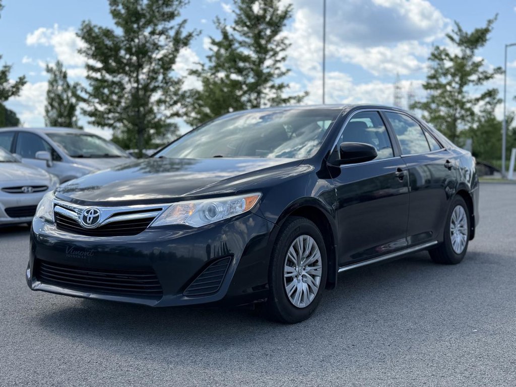 Toyota Camry LE | 8 PNEUS | CAMÉRA | BLUETOOTH +++ 2014 à Laval, Québec - 4 - w1024h768px