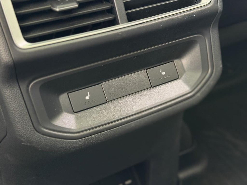 Volkswagen Atlas Cross Sport Execline R-Line | 4MOTION | TOIT PANO | DÉMARREUR | CUIR | NAV | CARPLAY | CAMÉRA +++ 2024 à Laval, Québec - 11 - w1024h768px