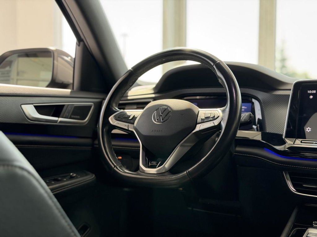 Volkswagen Atlas Cross Sport Execline R-Line | 4MOTION | TOIT PANO | DÉMARREUR | CUIR | NAV | CARPLAY | CAMÉRA +++ 2024 à Laval, Québec - 13 - w1024h768px