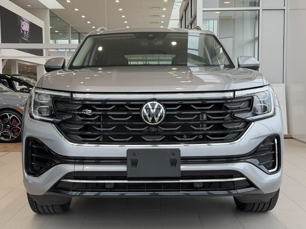 Volkswagen Atlas Execline R-Line | 4MOTION | TOIT PANO | DÉMARREUR | CUIR | NAV | CARPLAY | CAMÉRA +++ 2024 à Laval, Québec - 3 - w1024h768px