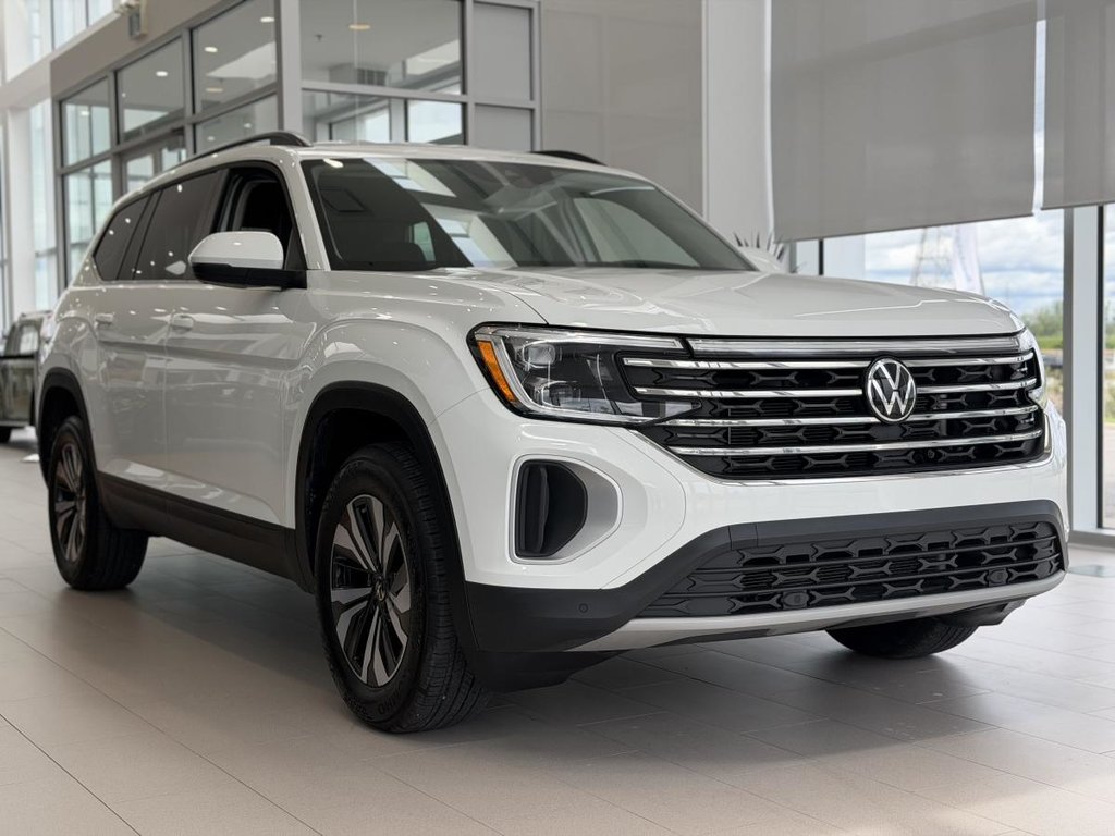 Volkswagen Atlas Comfortline CUIR | DEMARREUR | CARPLAY | CAMÉRA +++ 2025 à Laval, Québec - 1 - w1024h768px
