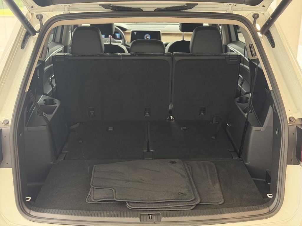 Volkswagen Atlas Comfortline CUIR | DEMARREUR | CARPLAY | CAMÉRA +++ 2025 à Laval, Québec - 9 - w1024h768px