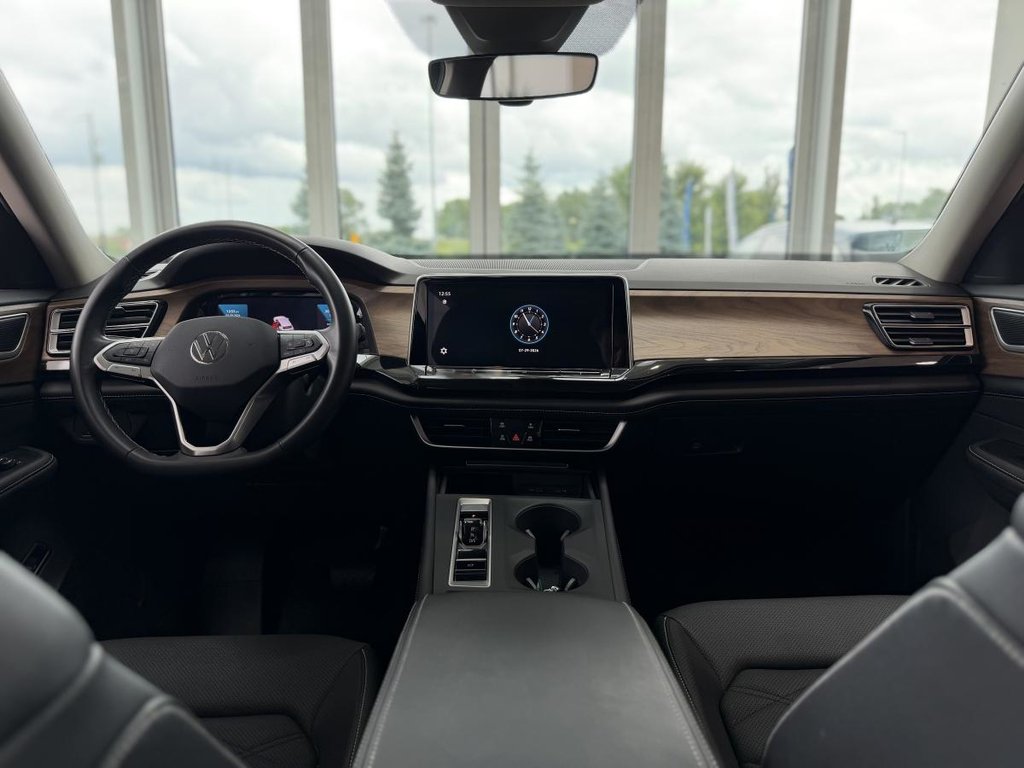 2025 Volkswagen Atlas Comfortline 4MOTION | CUIR | DEMARREUR | CARPLAY | CAMÉRA +++ in Laval, Quebec - 12 - w1024h768px