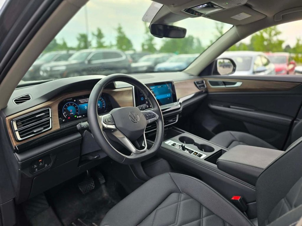 Volkswagen Atlas Comfortline 4MOTION | CUIR | DEMARREUR | CARPLAY | CAMÉRA +++ 2025 à Laval, Québec - 9 - w1024h768px
